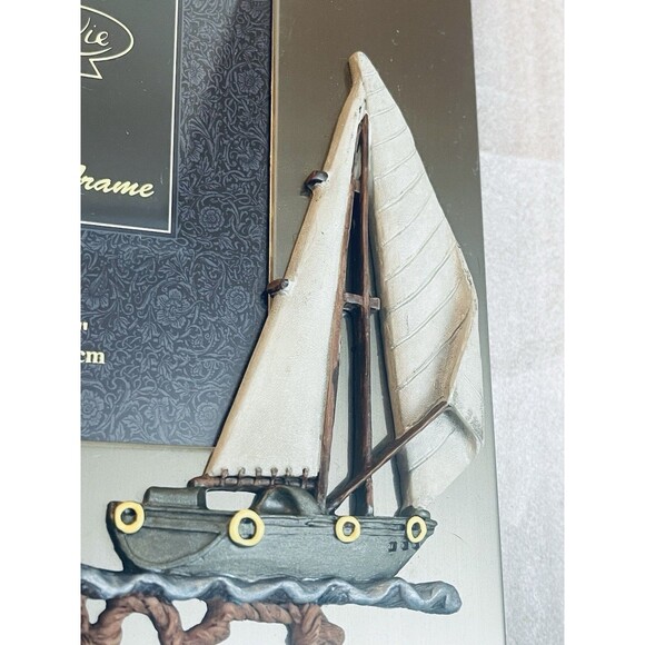 LaVie Chrome Nautical Picture Frame Sailboat Compass Design 3.5x5 w/ Glass - Picture 5 of 10